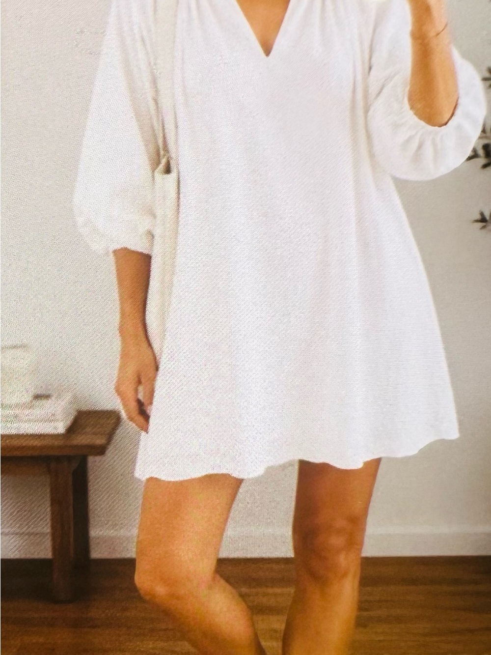 Umgee White V-Neck Balloon Sleeve Mini
